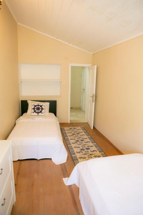 Annemin Harabesi Otel Cesme Exterior photo