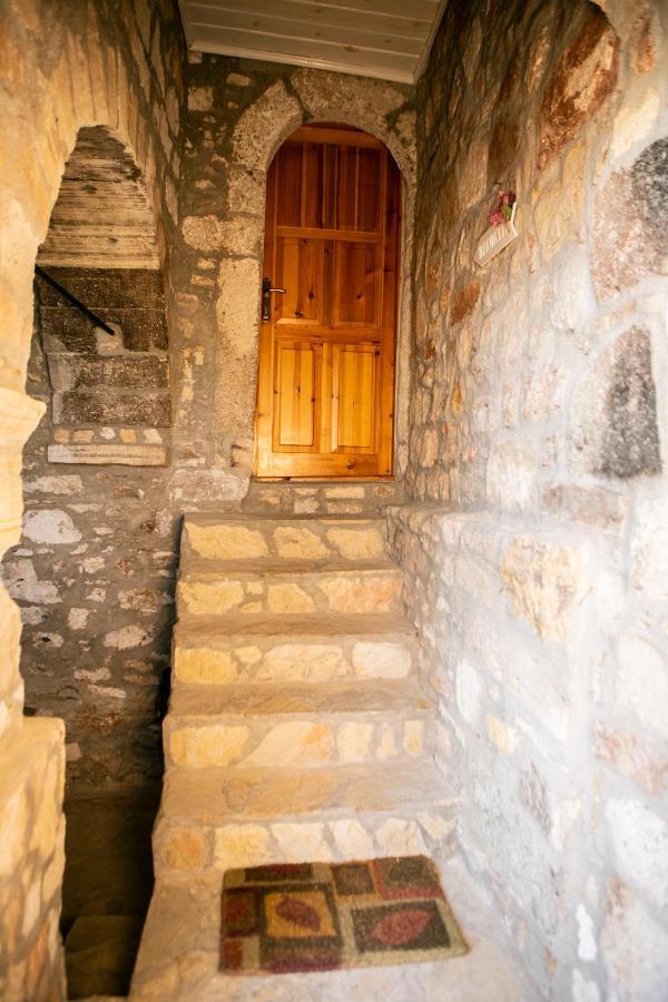 Annemin Harabesi Otel Cesme Exterior photo