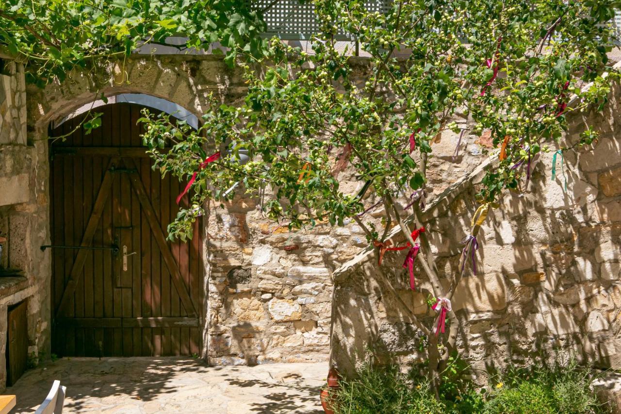 Annemin Harabesi Otel Cesme Exterior photo