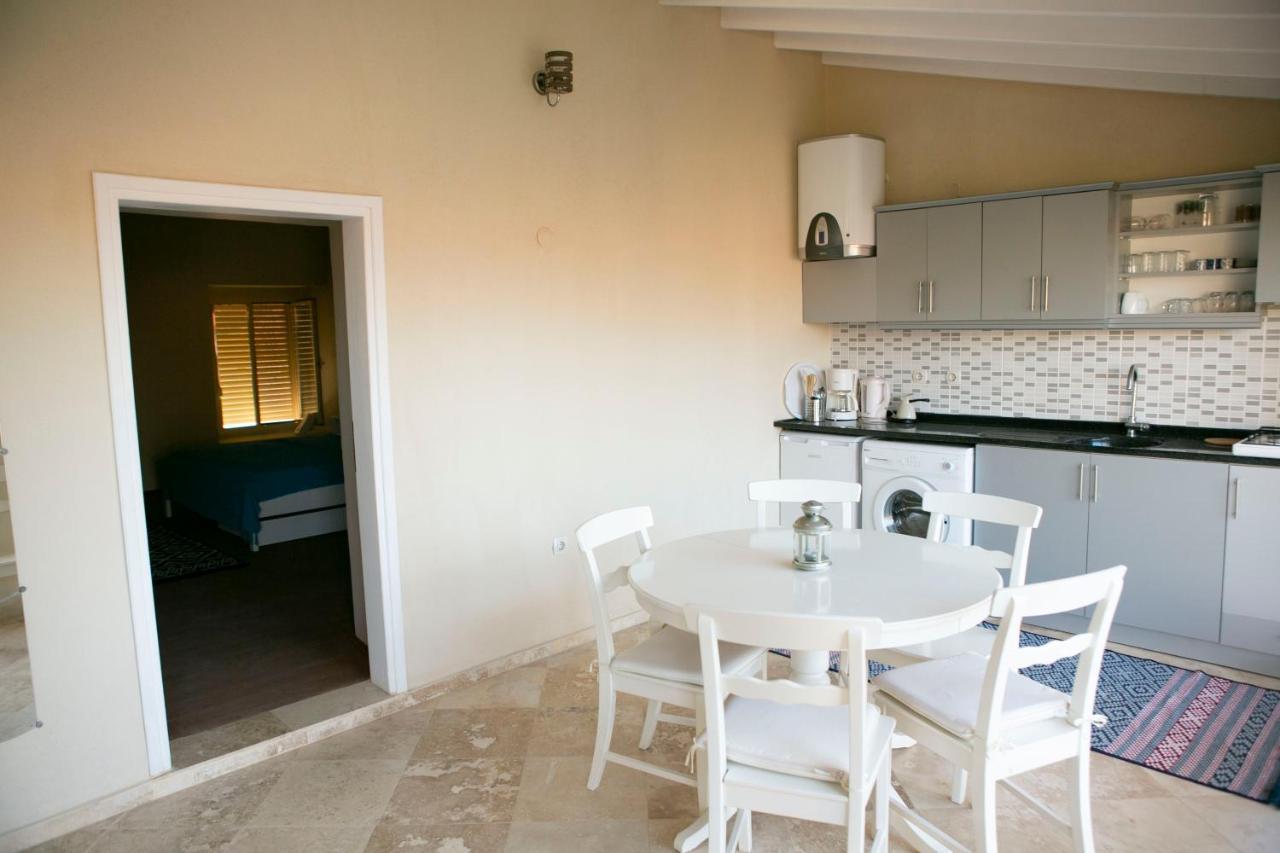 Annemin Harabesi Otel Cesme Exterior photo