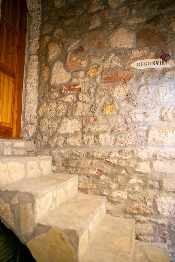 Annemin Harabesi Otel Cesme Exterior photo
