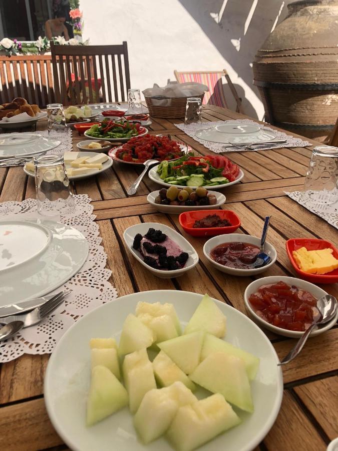 Annemin Harabesi Otel Cesme Exterior photo